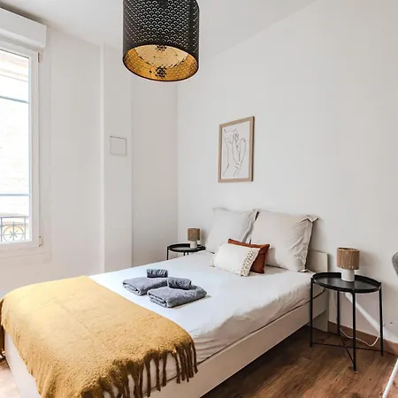 Appartement Le Bacquenois - Hypercentre & 6 Couchages Reims
